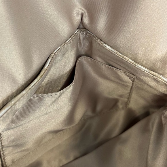 Coach - Picture 2 of 3